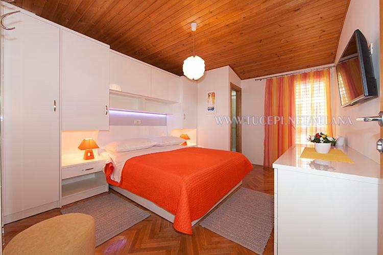 Apartments Milana 图彻皮 外观 照片